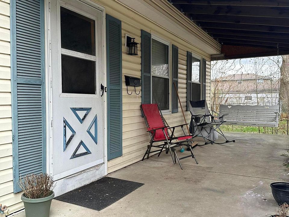 2nd image of 2911 Silverton Ct