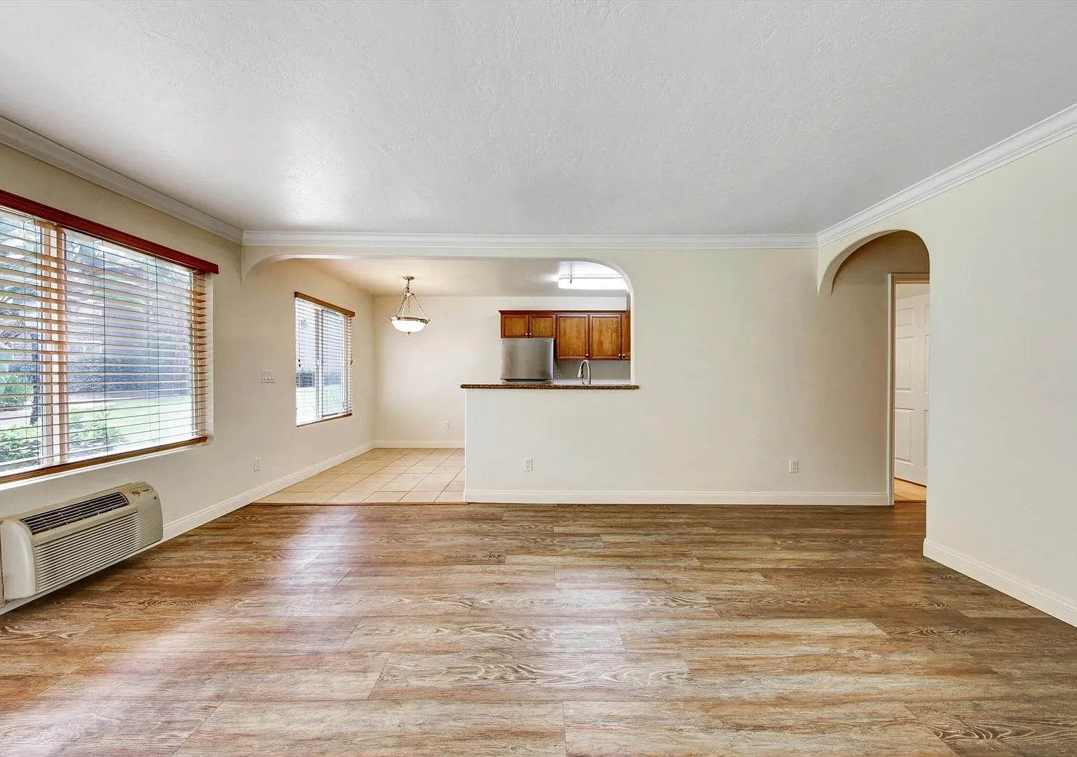 Ground-floor condo in a gated El Cajon community! — Photo 3