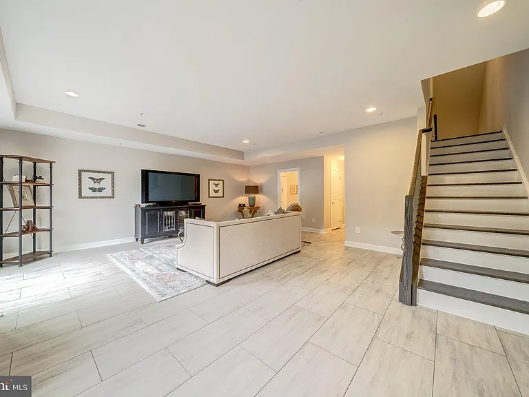 1521 Ribbon Limestone Ter SE — Photo 4