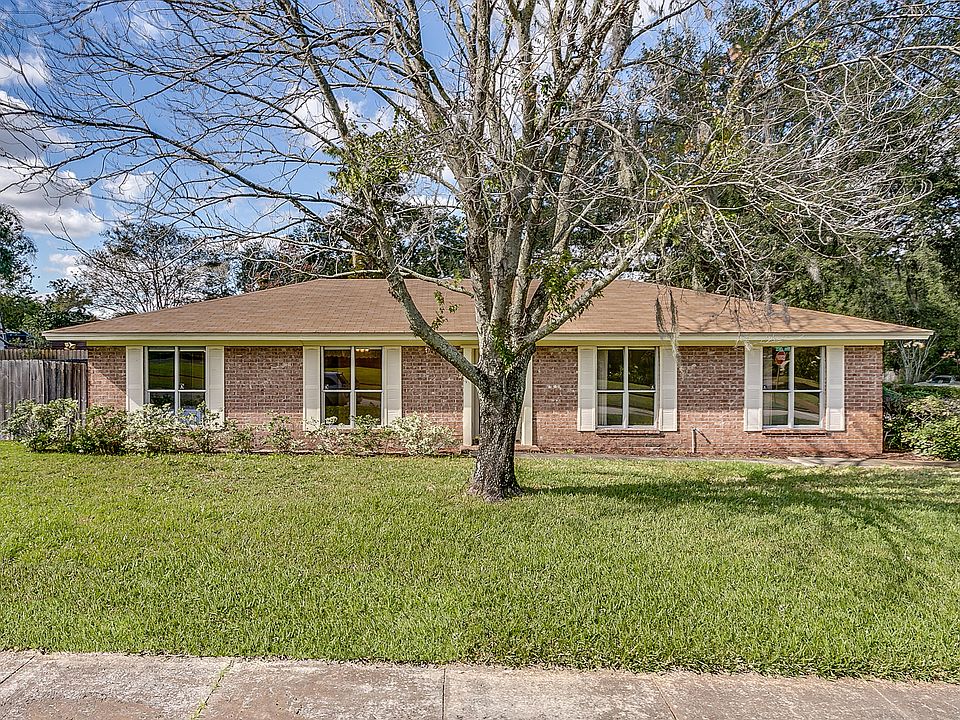 1st image of 4072 Thicket Ln