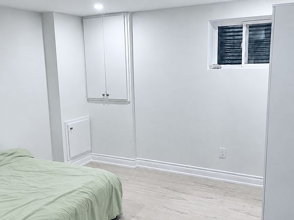 3rd image of 59 Marblemount Cres