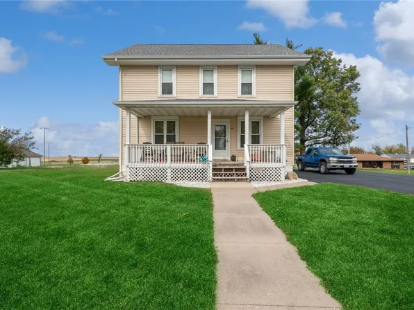 805 2nd Ave, Van Horne, IA 52346