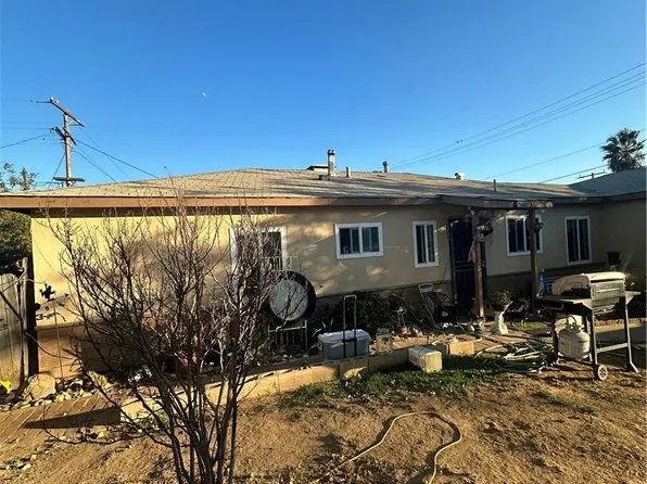 2990 Avalon St, Riverside, CA 92509