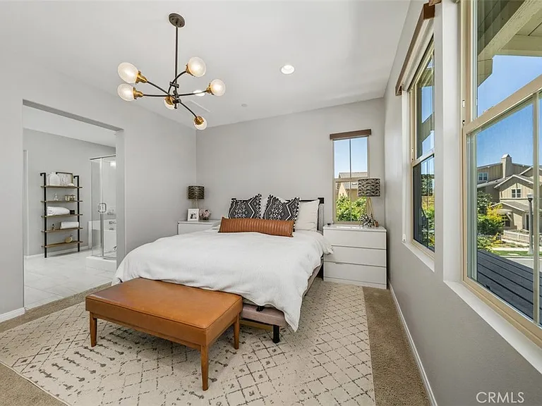 102 Sencillo Pl — Photo 19