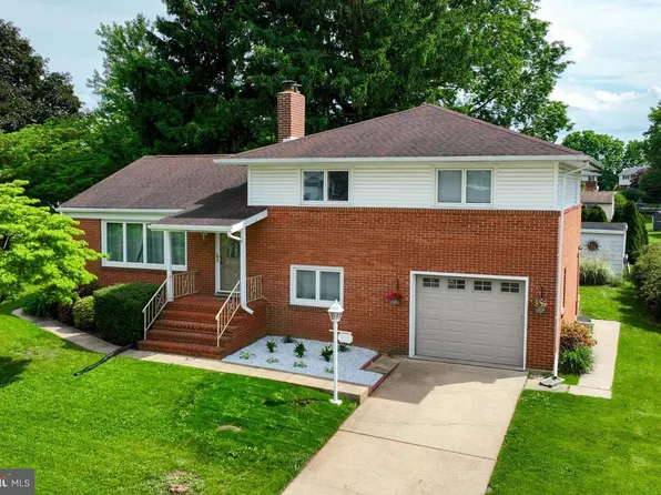 1840 Hayward Rd, York, PA 17408