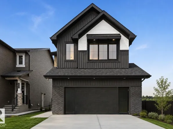 2332 160th St SW, Edmonton, AB T6W 4E5