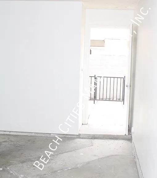 20703 Roseton Ave #1 — Photo 38