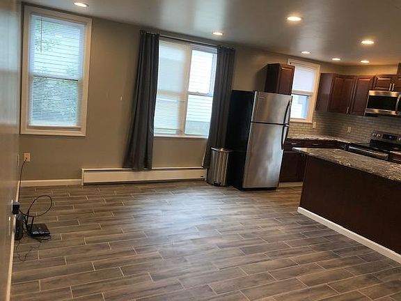 2nd image of 239 Nesbitt St #2