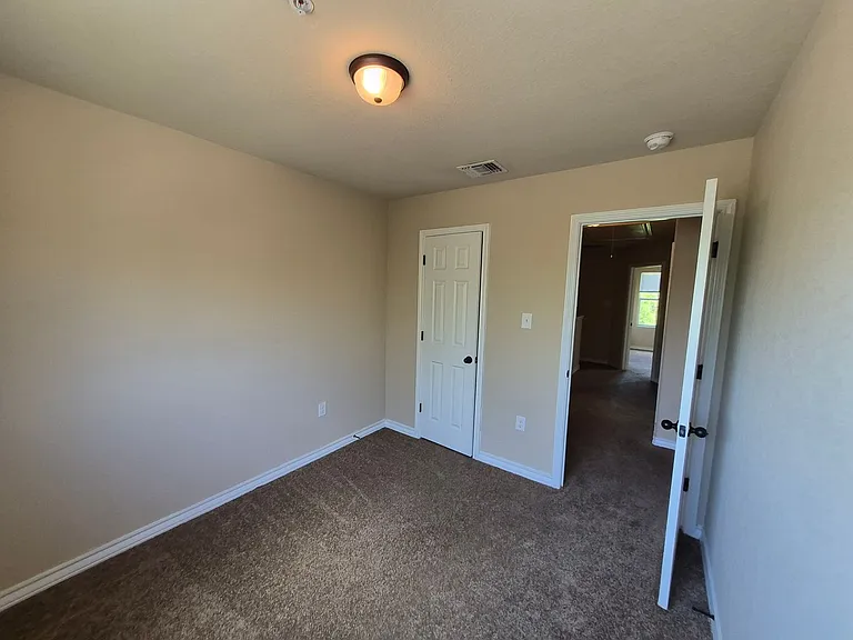 6311 Attucks Ln — Photo 21