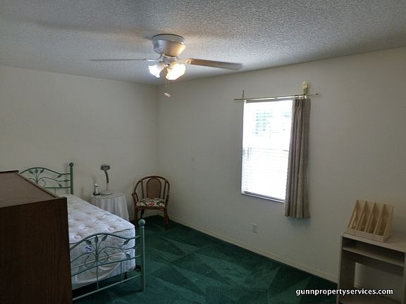 Guest bedroom