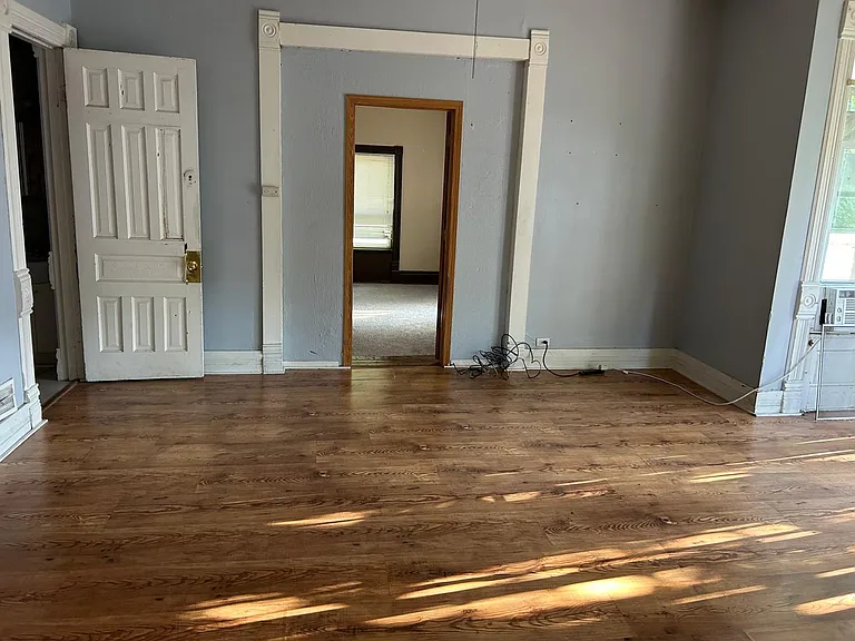 376 W Sanborn St #1 — Photo 10