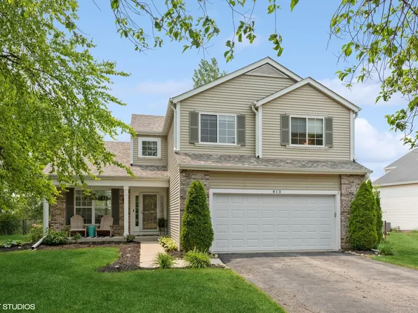 813 Blossom Ln, Oswego, IL 60543