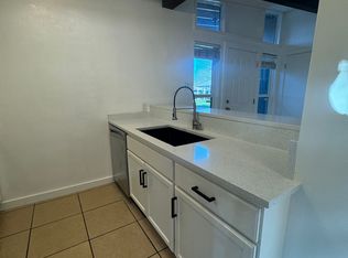 5000 Cottonwood Cir #B, Austin, TX 78723