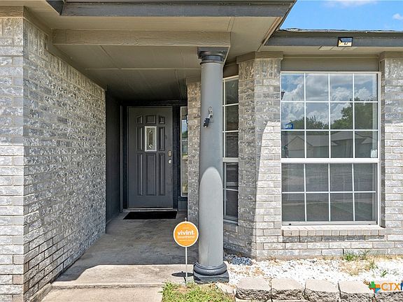 2nd image of 2814 Blackburn Dr
