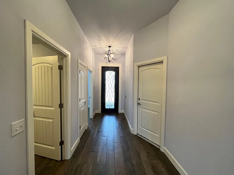 3104 Pebble Pond Dr — Photo 4