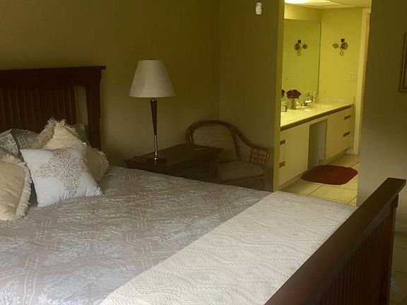 5th image of 887 Gulf Pavillion Dr APT 103