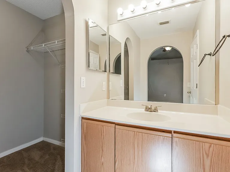 5919 Lake Front Dr — Photo 9