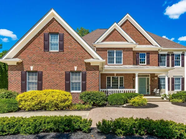 7038 Rob Roy Dr, Dublin, OH 43017