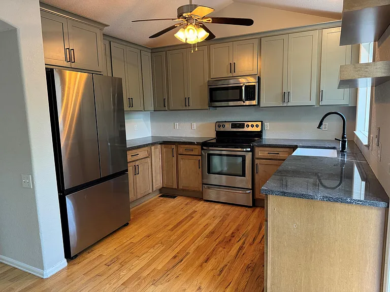 1408 Orchid Ct — Photo 7
