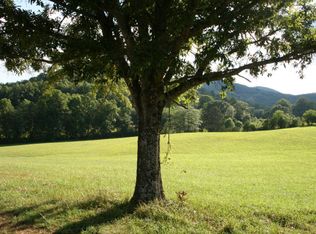 Na Pitts Farm Rd, Franklin, NC 28734