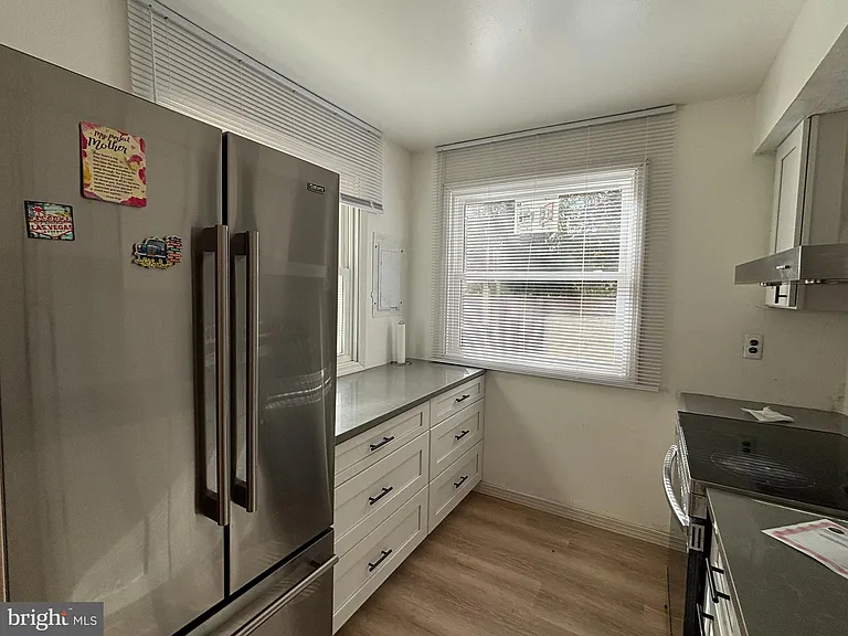 2404 Bayberry Ct — Photo 9