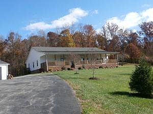 3rd image of 811 High Meadows Dr