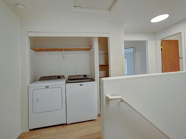 8601 NE 21st St #D — Photo 18