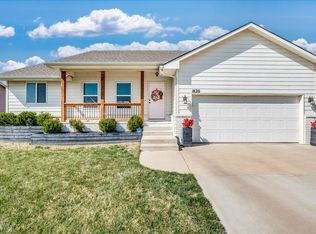 1820 E Cedar Tree St, Park City, KS 67219