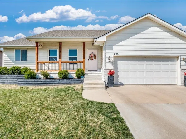 1820 E Cedar Tree St, Park City, KS 67219