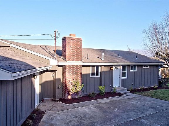 2nd image of 4923 27th Ave W