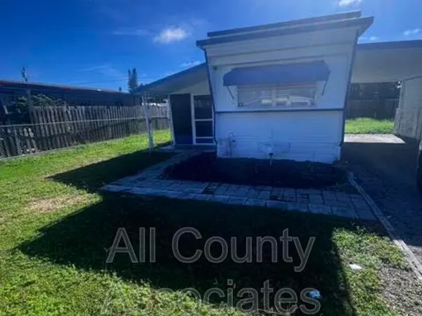 1844 Mary Ln, Holiday, FL 34690