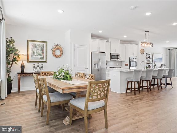 5th image of 9726 Glassy Creek Way