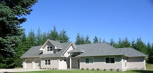 2nd image of 9739 Gilman Pl SW