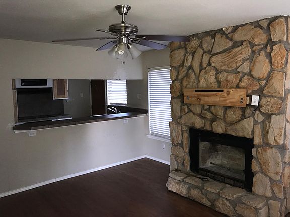3rd image of 6625 Ascot Ln