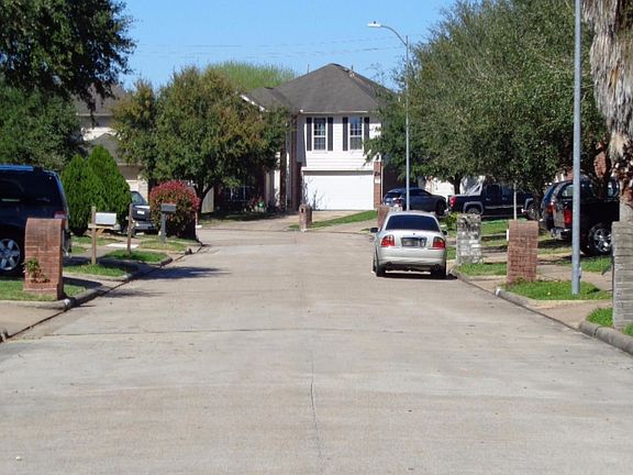 4th image of 15647 Briargate Ct