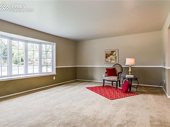 2nd image of 310 Pine Ave