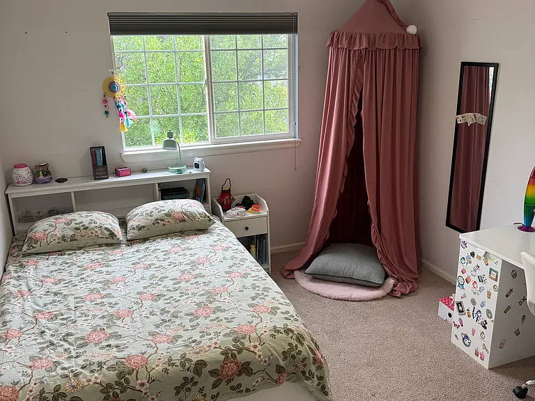 Same room as upstairs bedroom #4 highlighting different configuration options.