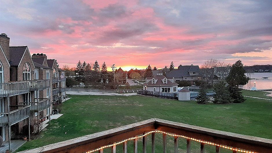 3402 Adams Shore Dr 16, Waterford, MI 48329 Zillow