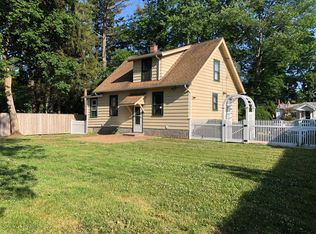 39 Mill Ln, Huntington, NY 11743