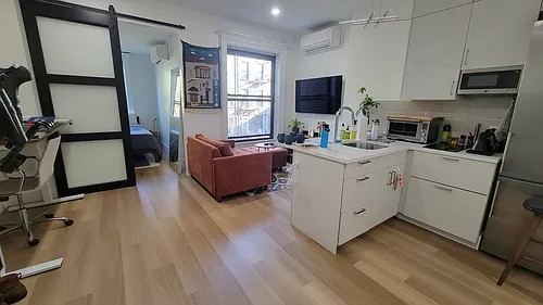 21 Polhemus Pl Photo 1