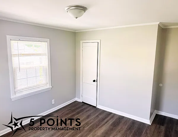 601 W Glendale St — Photo 26