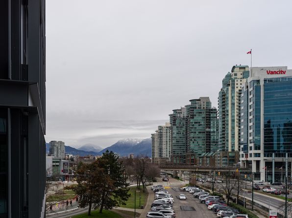 2 bedroom rental in Vancouver — photo 40