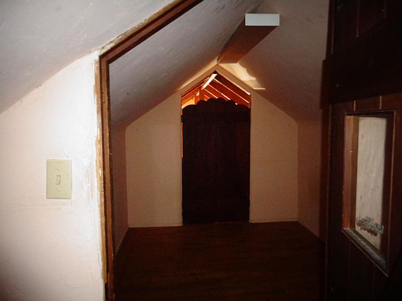 Additional room in attic for storage (Could serve as overnight guest space)
