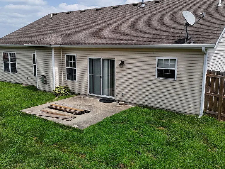 4203 Spring Cress Dr — Photo 28