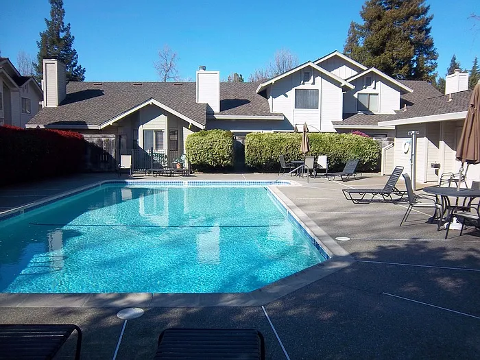 2166 University Park Dr — Photo 23
