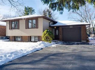 286 W 18th St, Hamilton, ON L9C 4H2
