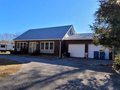 10854 Lake Rd, Highland, IL, 62249