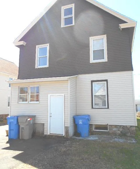 103 Beech St — Photo 3