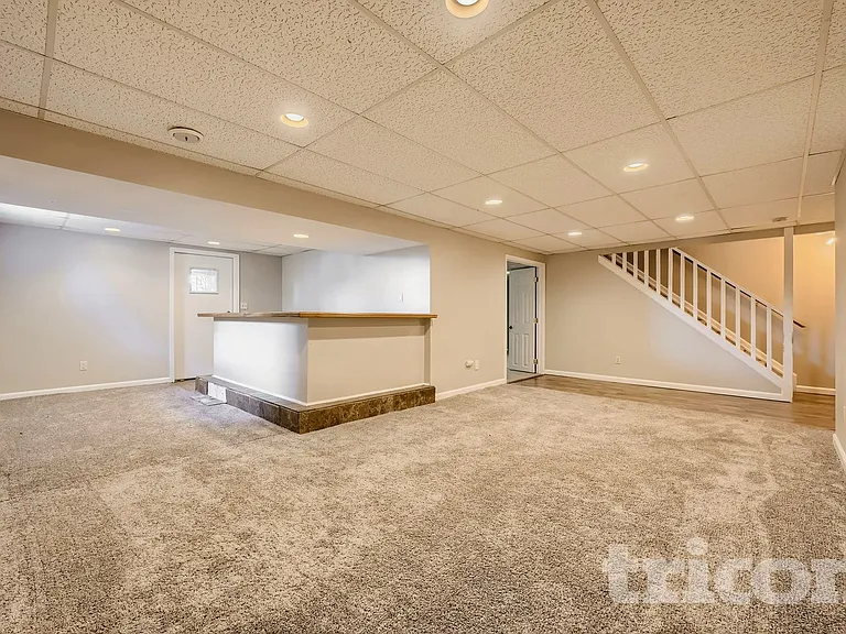 9432 Seven Courts Dr — Photo 7