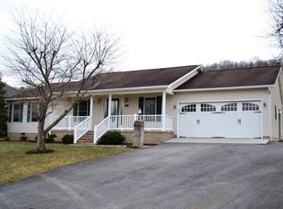 510 Century Ct, Wytheville, VA 24382